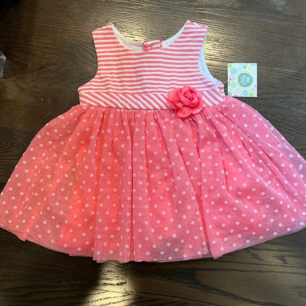 Baby girls size 12 months dress